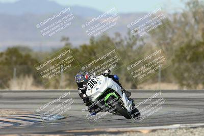 media/Dec-07-2025-CVMA (Sun) [[3e7d2de5dc]]/Race 5-Formula UL-CVMA Hooligans-American Thunder/